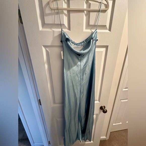 New with tags Altar’d State Paityn Strapless Maxi Dress - Picture 8 of 8